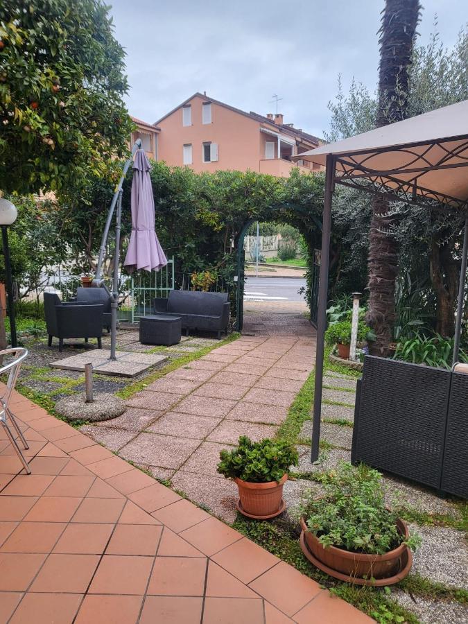 Villa Rosa Loano Exterior foto
